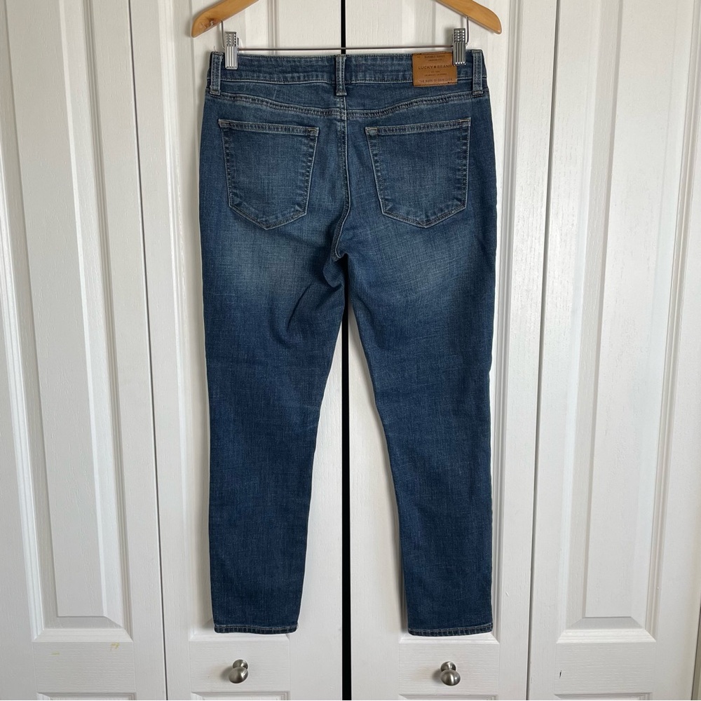Lucky Brand Straight Skinny Jeans Women’s 6 | 28 Blue Med Wash Whiskering Casual - Picture 5 of 13